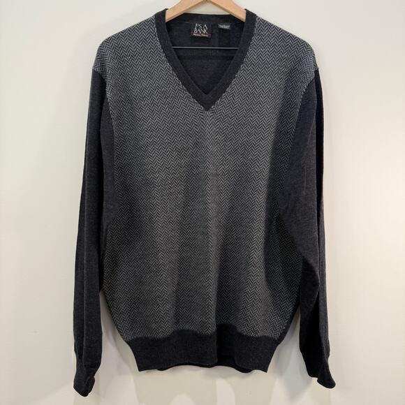 JOS.A.BANK Merino Wool Sweater Large Herringbone Grey Black - Picture 1 of 11